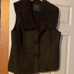 Talbots brown suede vest with Sherpa lining.